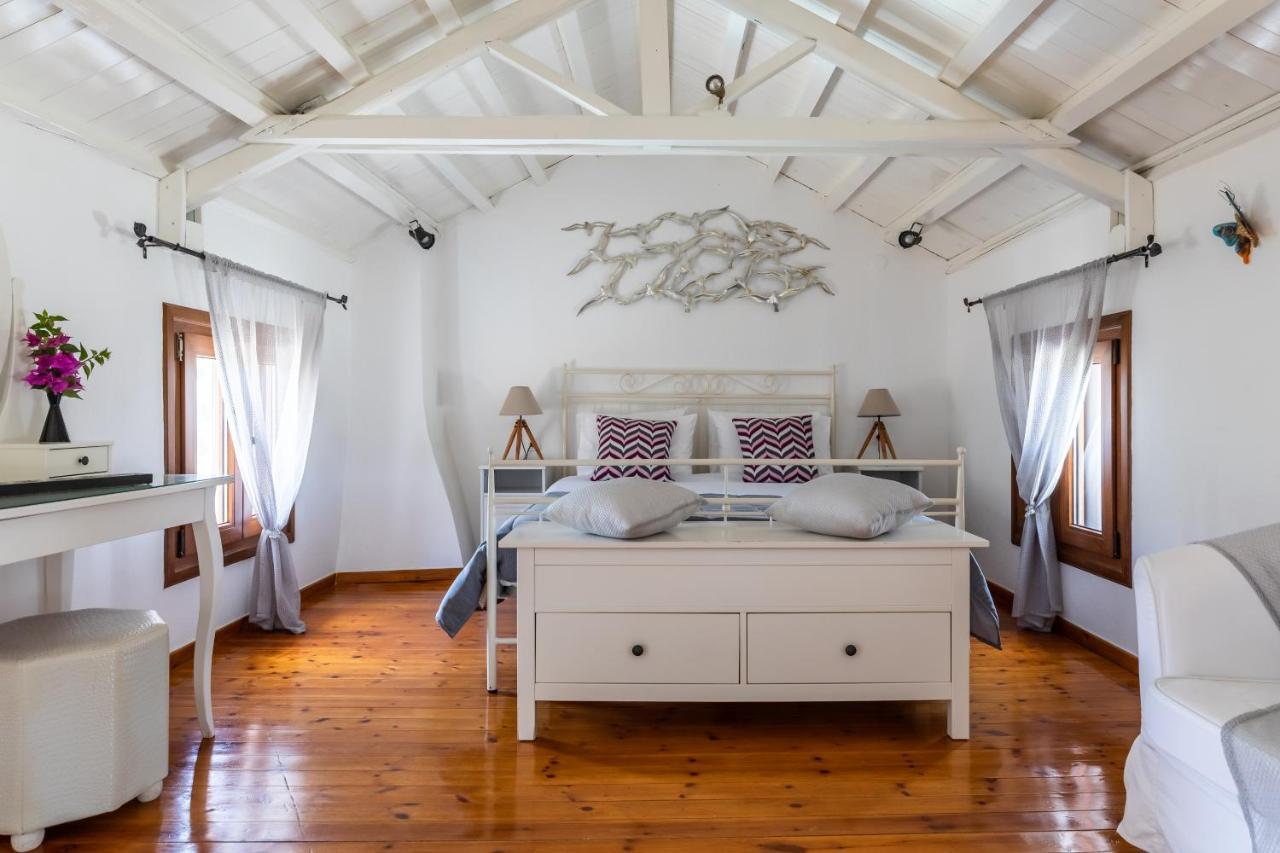 Villa Fotini Kalivi In Raches Panormos  Bagian luar foto